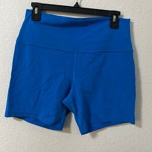 Lululemon High Rise Align shorts 6”